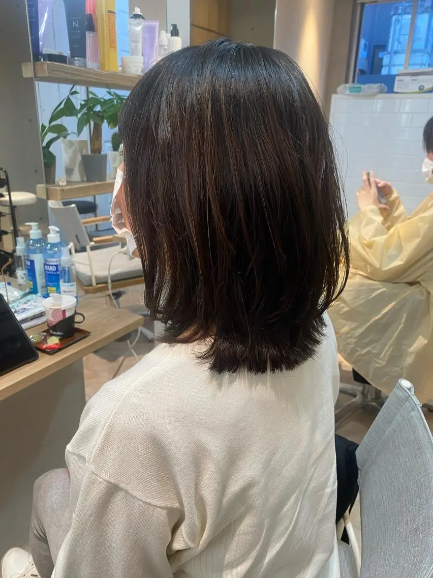 ミディアム ミディアムパーマ 似合わせカット カット パーマ トリートメント 西山 恵太郎のヘアスタイル