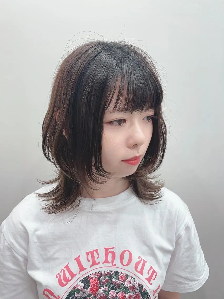 ミディアム 韓国風ヘア ウルフカット 💐宮坂 歩💐のヘアスタイル