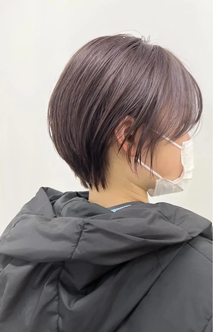 ショート カット ヘアカラー トリートメント 三輪 恭平のヘアスタイル
