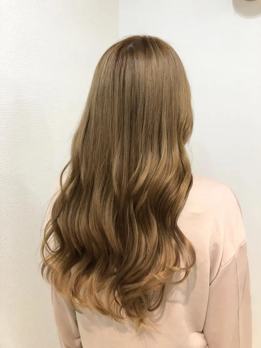 ロング カラー ブリーチ 🤍中野 レオ🤍のヘアスタイル