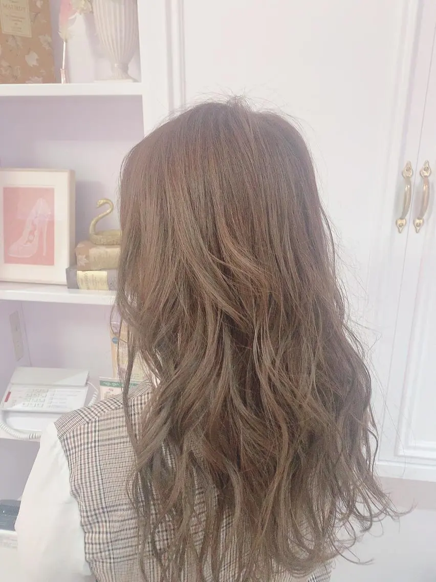 ロング カラー ヘアアレンジ 河野 優希のヘアスタイル