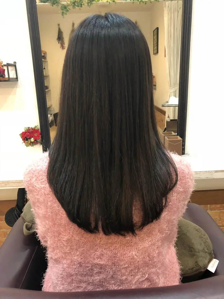 ミディアム カラー Lucet byNYNYのヘアスタイル