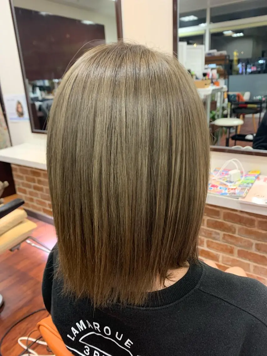 ショート ヘアカラー 藤川 翔のヘアスタイル