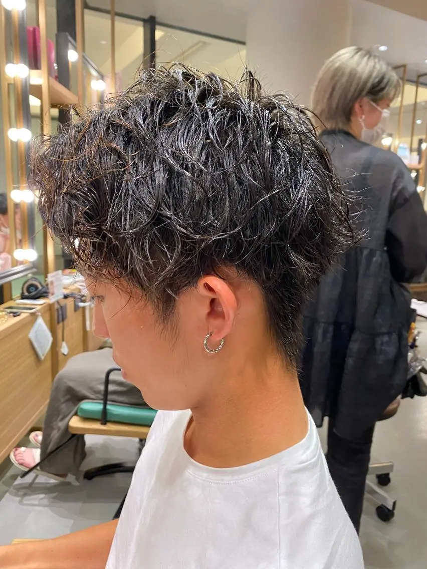 パーマ メンズ unopulir 景山 凌のヘアスタイル