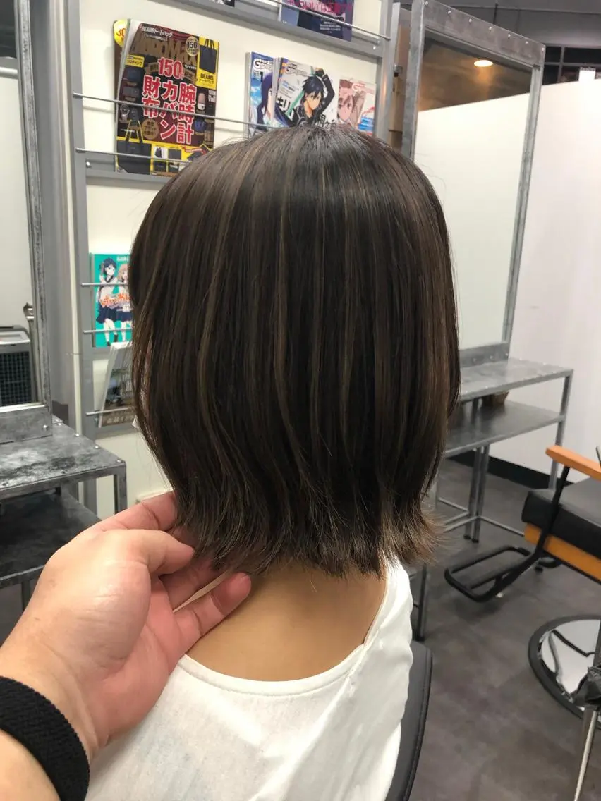 ミディアム カラー ヘアアレンジ カット ヘアカラー トリートメント 大塚 貴之のヘアスタイル