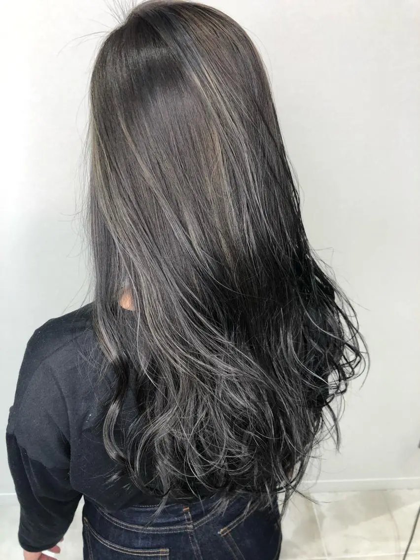 ロング カラー ハイライトカラー ハイライト 髪質改善美容師 中村 一のヘアスタイル