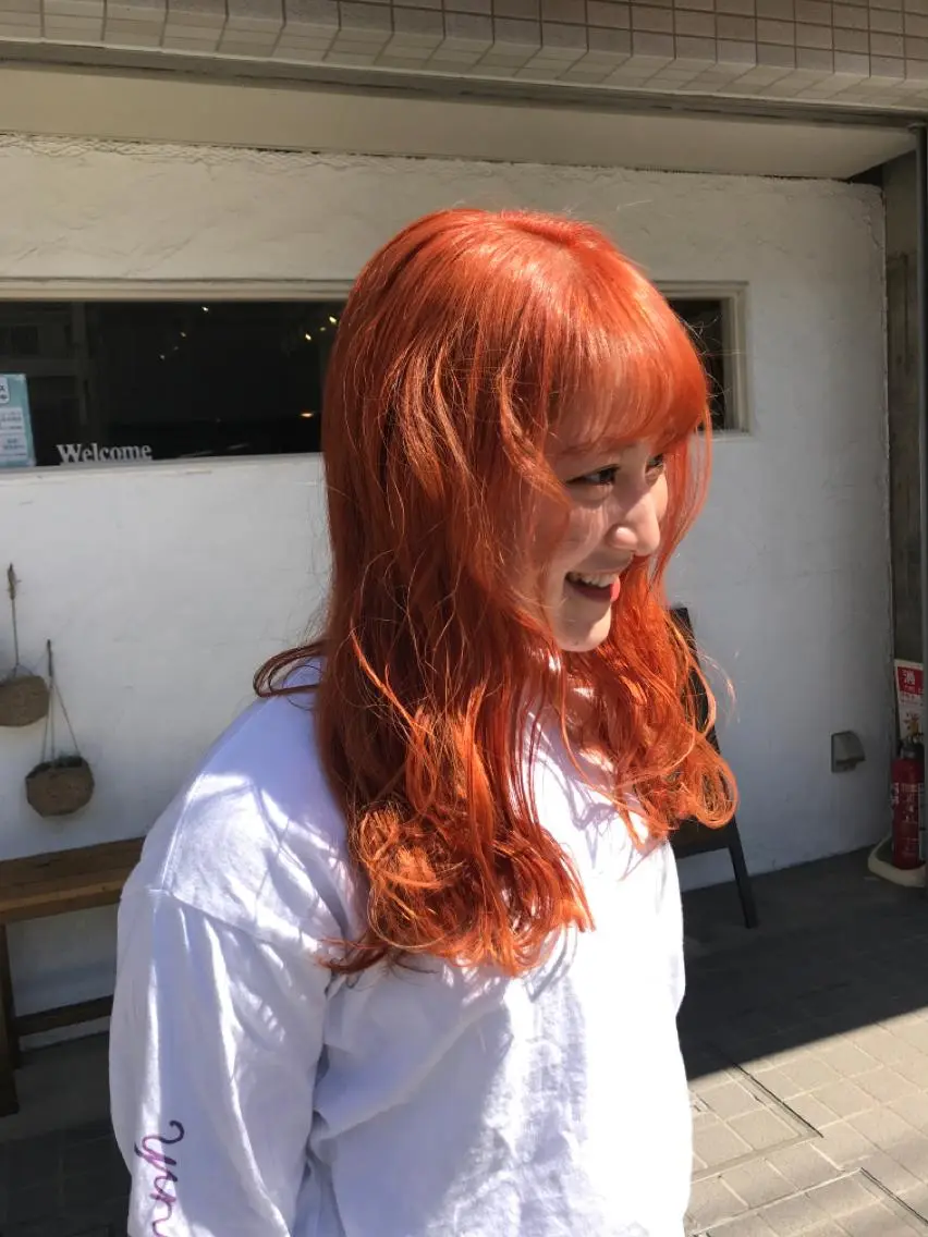 セミロング カラー オレンジ ヘアカラー ヘッドスパ 正分 真美のヘアスタイル
