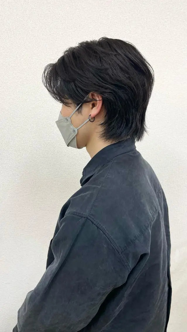パーマ メンズ センターパート カルマパーマ メンズ韓国風 メンズパーマ メンズショート もりたみかこ 美容師お休み中のヘアスタイル