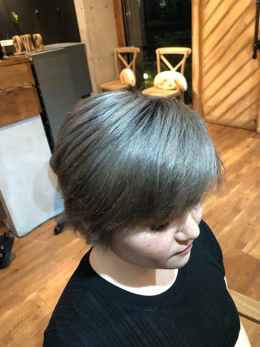 ショート カラー カット ヘアカラー 山村 直哉のヘアスタイル
