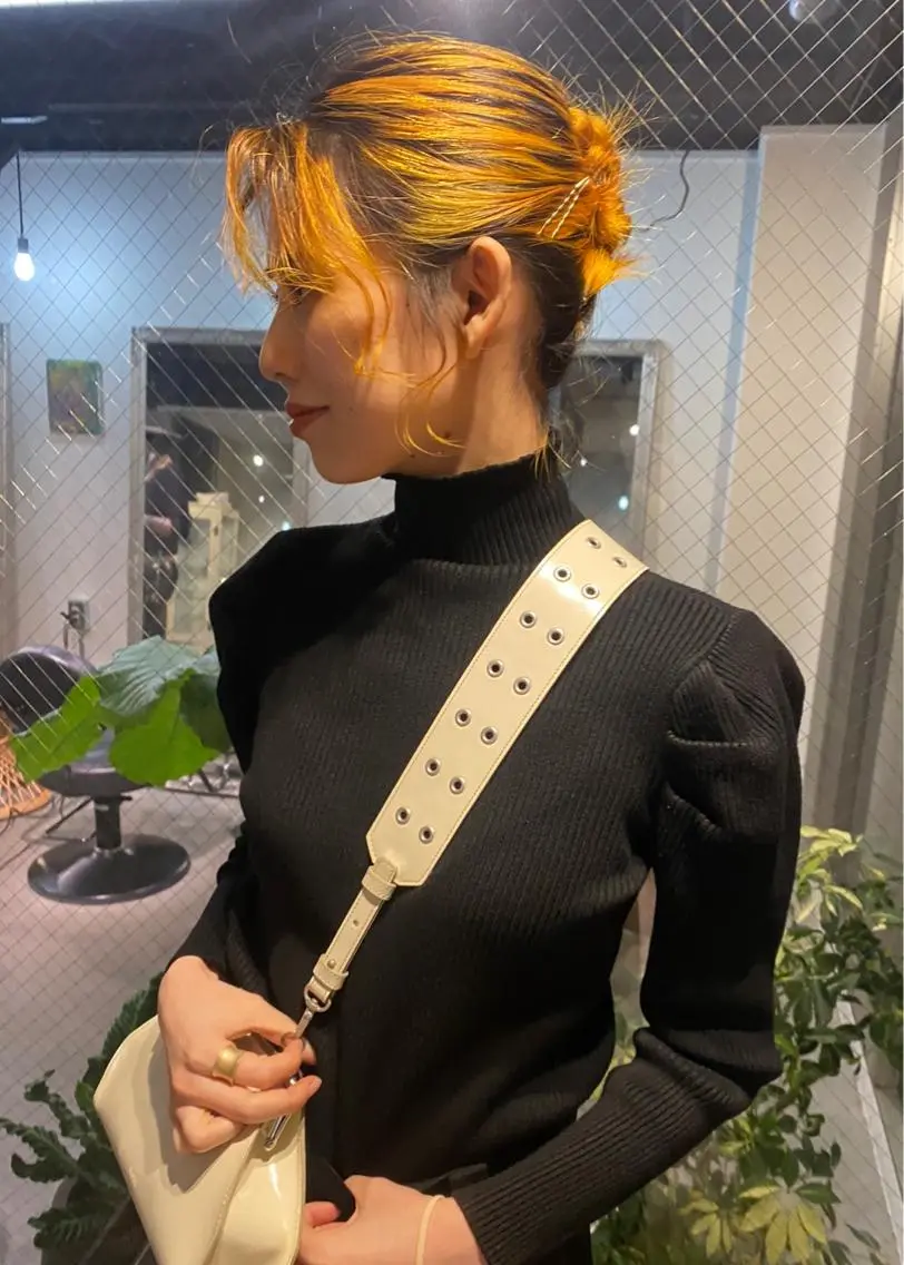 ミディアム カラー パーマ ヘアアレンジ イエローカラー ウルフカット モデル募集中！ミカのヘアスタイル