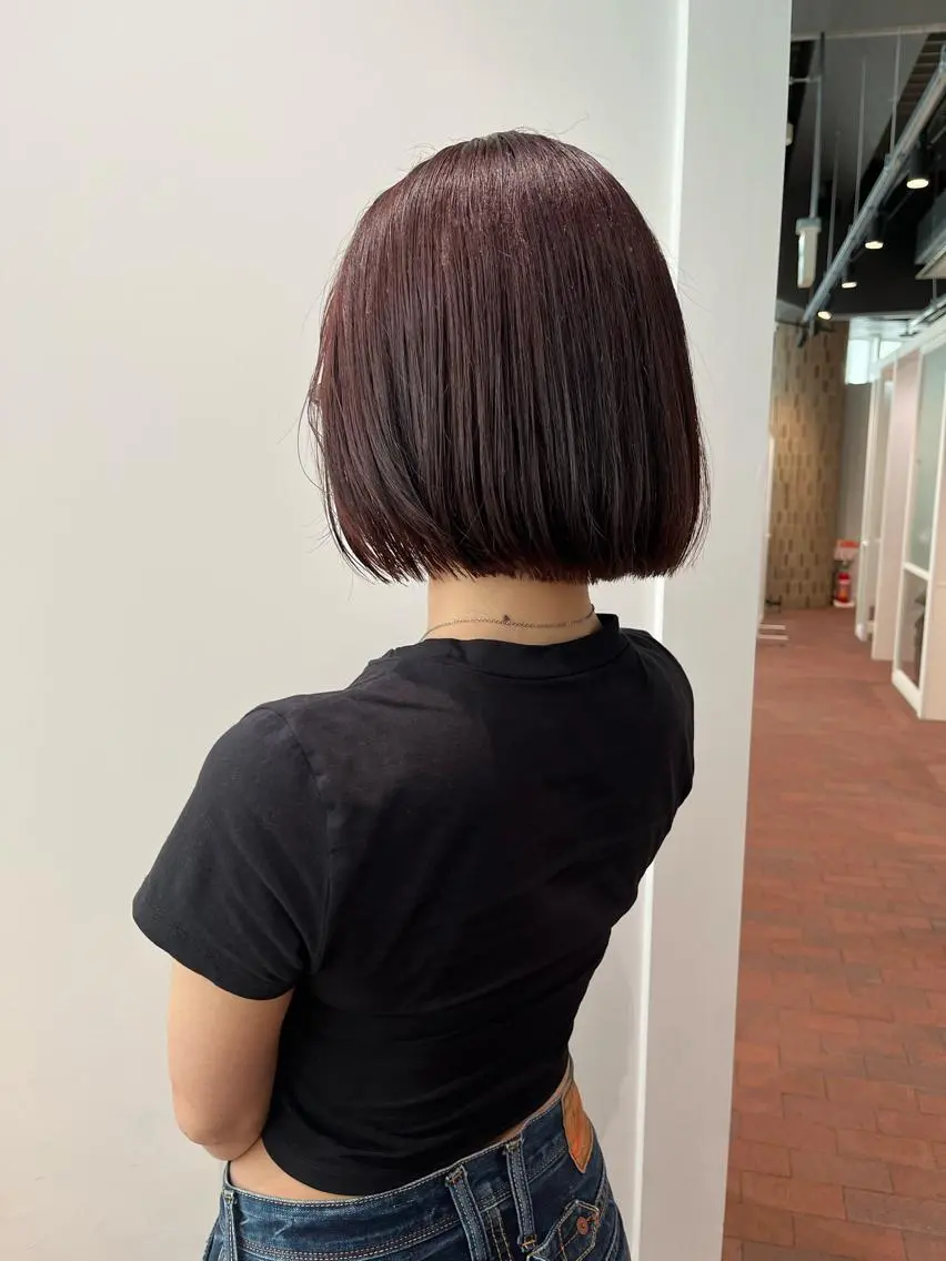 ショート カラー カット ヘアカラー トリートメント 片岡 由依のヘアスタイル
