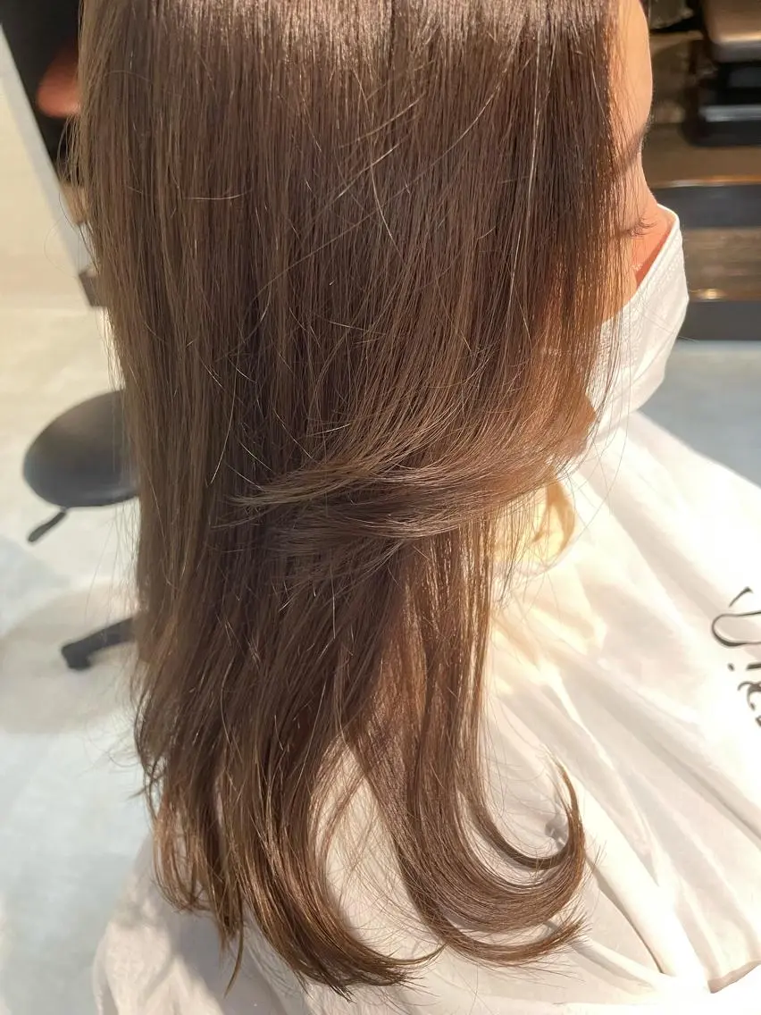 セミロング カラー ベージュカラー m i k u n aのヘアスタイル