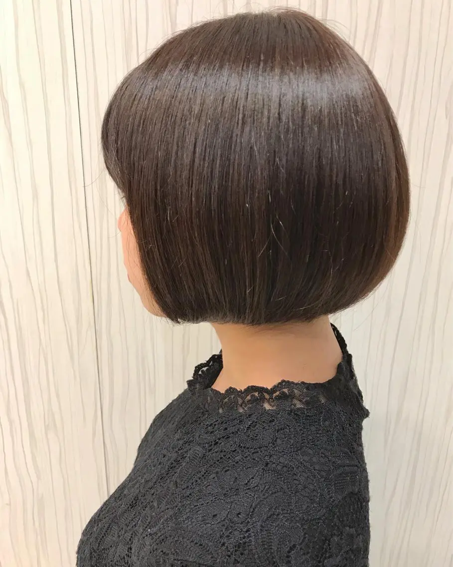 ショート カラー レッドカラー バイオレットカラー ボブ 中川 拓弥のヘアスタイル