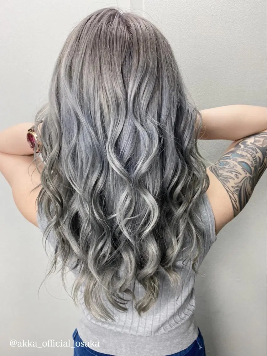 ロング カラー 🧡可愛い色落ち🧡 ハイトーン特化🧡のヘアスタイル