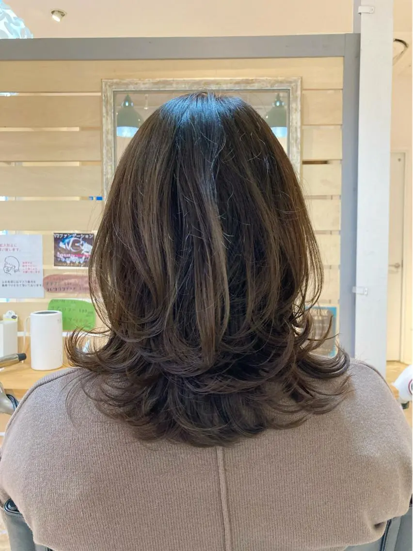 ミディアム カラー グレージュ オリーブグレージュ オリーブグレー 【女性指名No.1】 西口直子のヘアスタイル