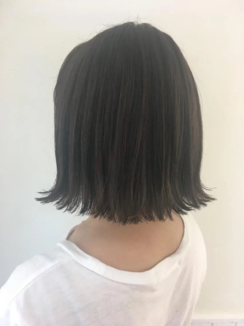 ミディアム カラー 切りっぱなしボブ 透明感カラー ボブ カット ヘアカラー 🌿椿 夢来🌿のヘアスタイル
