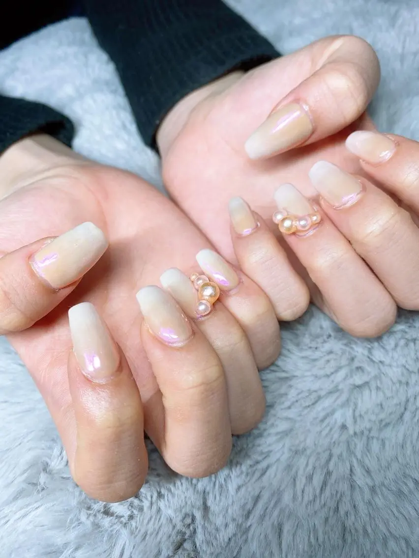 ネイル オーロラネイル ハンドネイル nail salon "a"のネイルデザイン