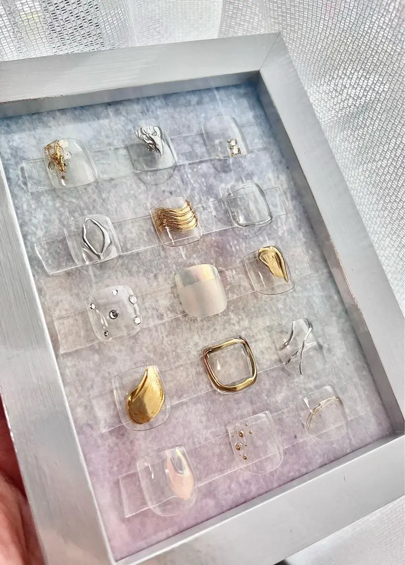 ネイル フットネイル ラメ(グリッター) ラメグラデーション ワンカラーネイル フットネイル matao nailの眉毛・アイブロウイメージ