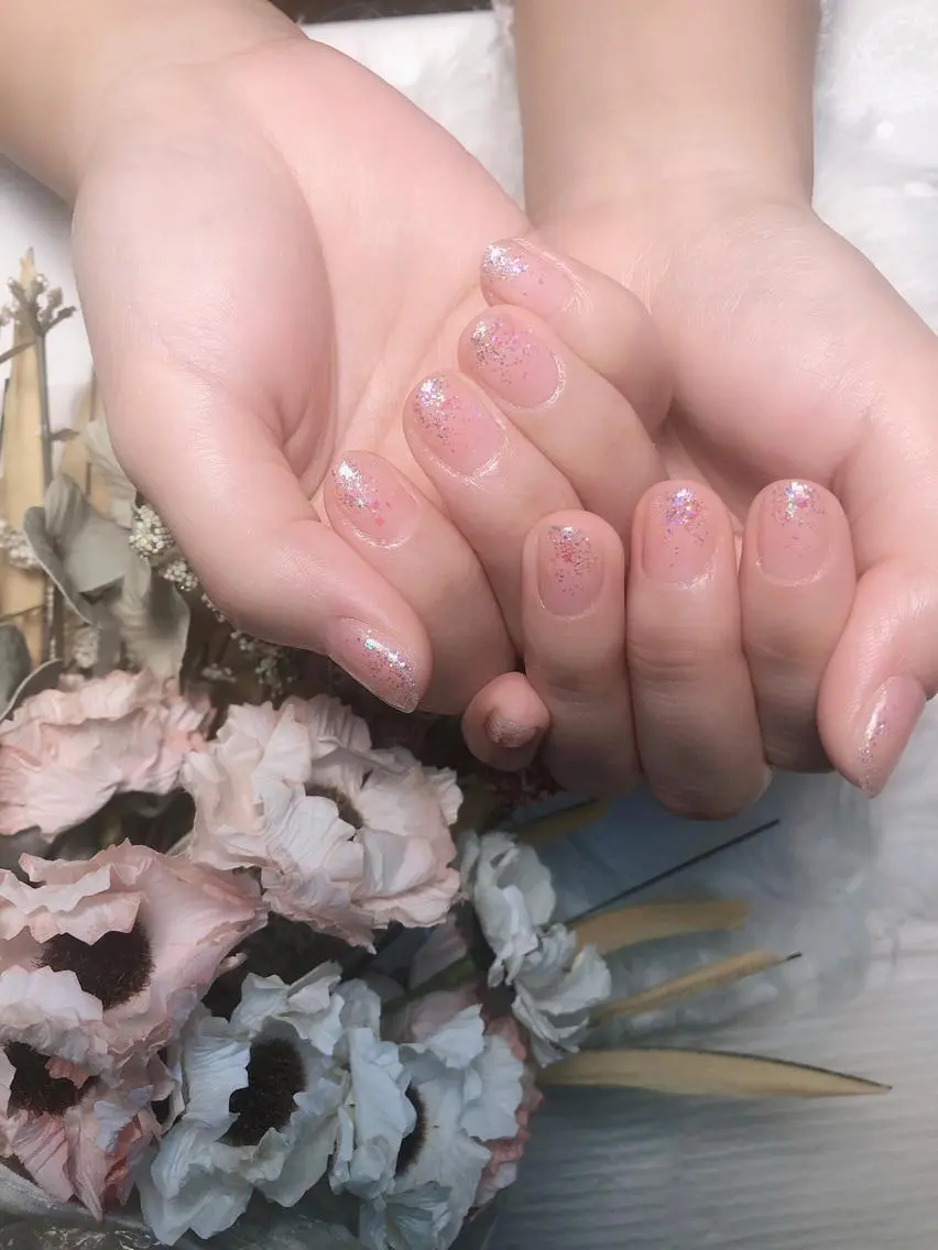 ネイル グラデーション ラメ(グリッター) 🍭Kiara Nail🍭のネイルデザイン