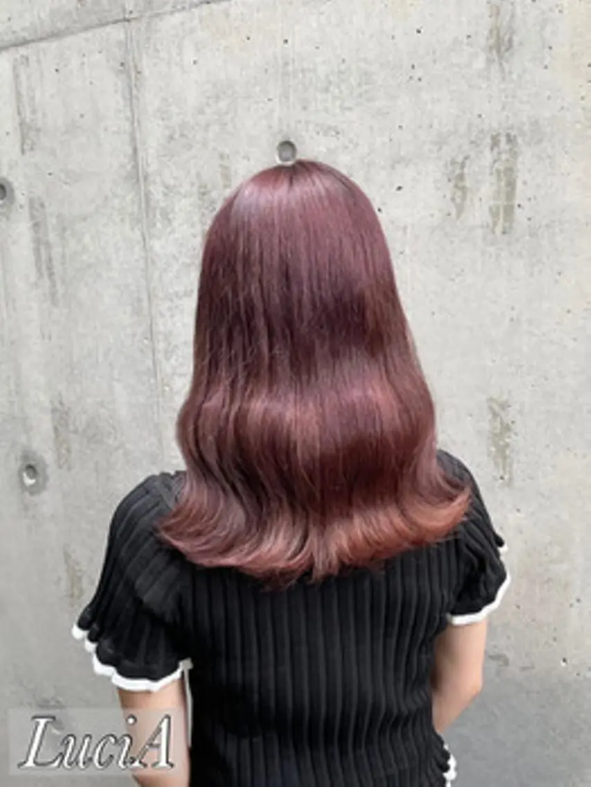 ロング LuciA7:30〜 エクステカラーのヘアスタイル