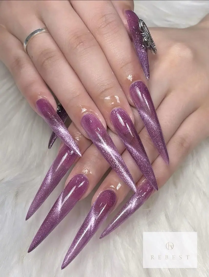 ネイル 南森町rebest 💅nailのネイルデザイン