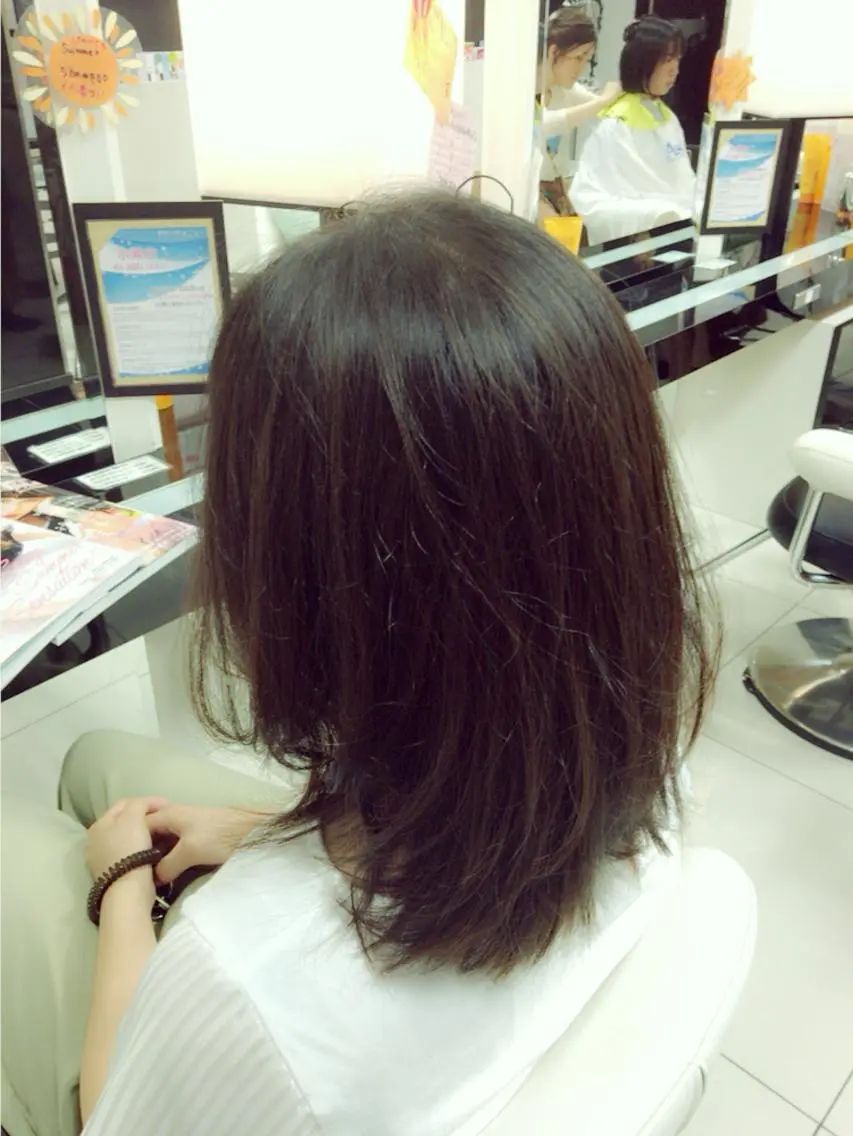 ミディアム ボブ KOOKI スティードトーキョーのヘアスタイル