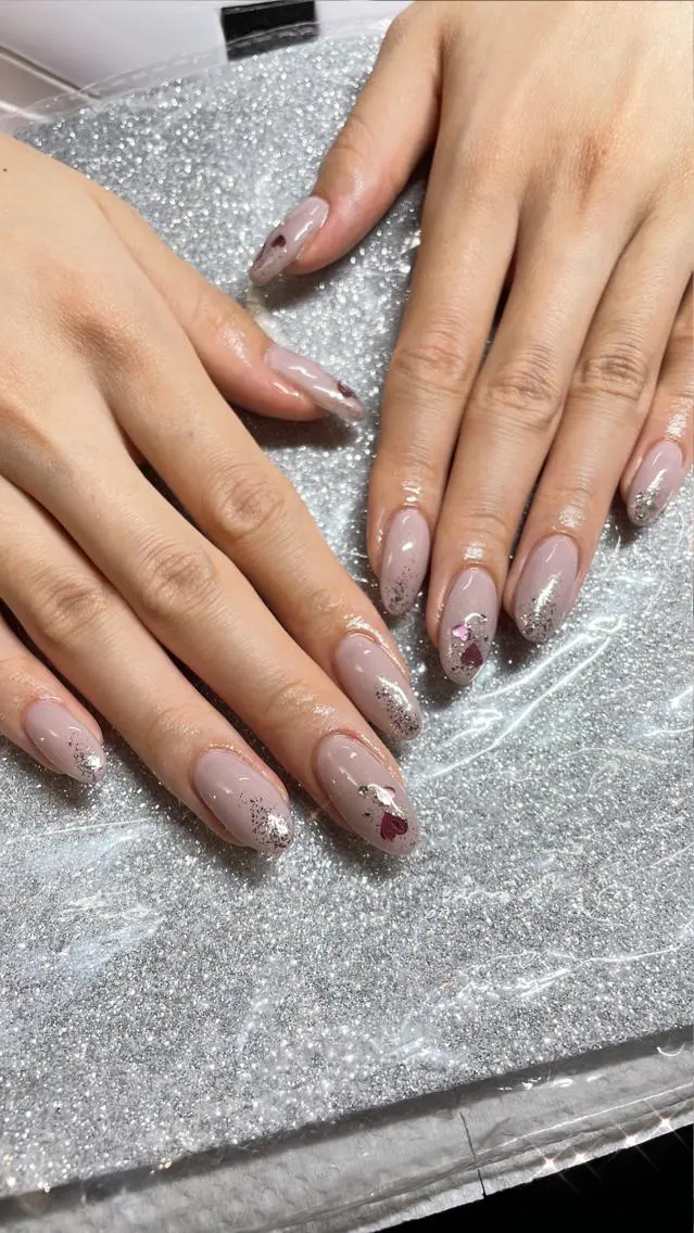 ネイル ハンドネイル VIERU 🌈🎀💖のネイルデザイン