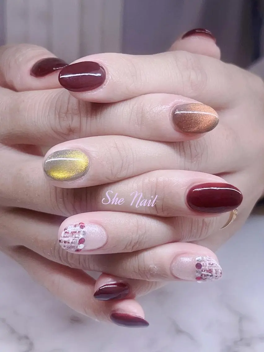 ネイル シンプルネイル ISA_ BELLAのネイルデザイン