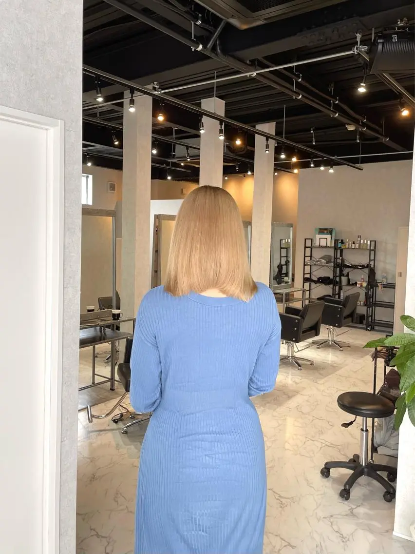 ミディアム カラー バレイヤージュ デザインカラー ハイライトカラー 外国人風カラー ハイライト カット ヘアカラー トリートメント アンドウ ユウ/ レイヤーカット/韓国のヘアスタイル