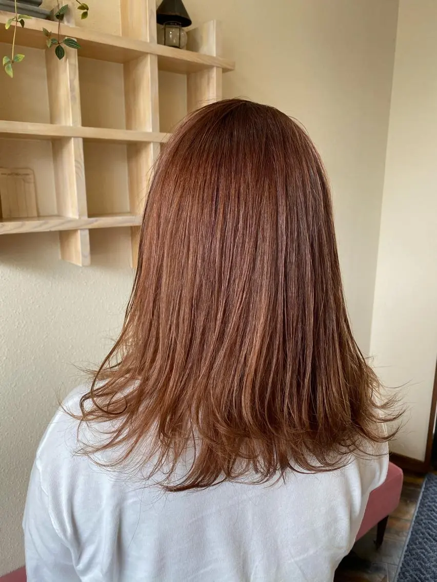 ロング カラー ベージュカラー ブリーチ ピンクカラー ピンクベージュ 中川 茜里のヘアスタイル