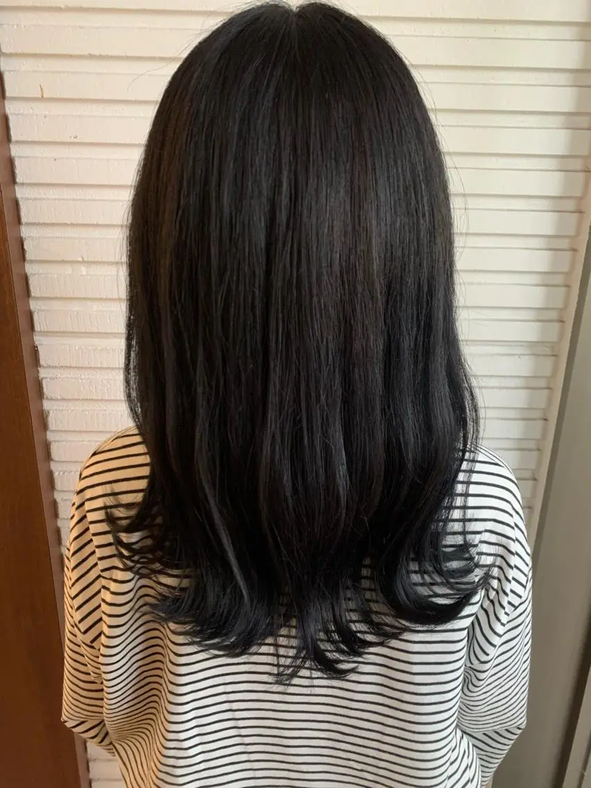 セミロング 🪿透明感/艶カラー ﾜﾀﾅﾍﾞｱｵｲのヘアスタイル