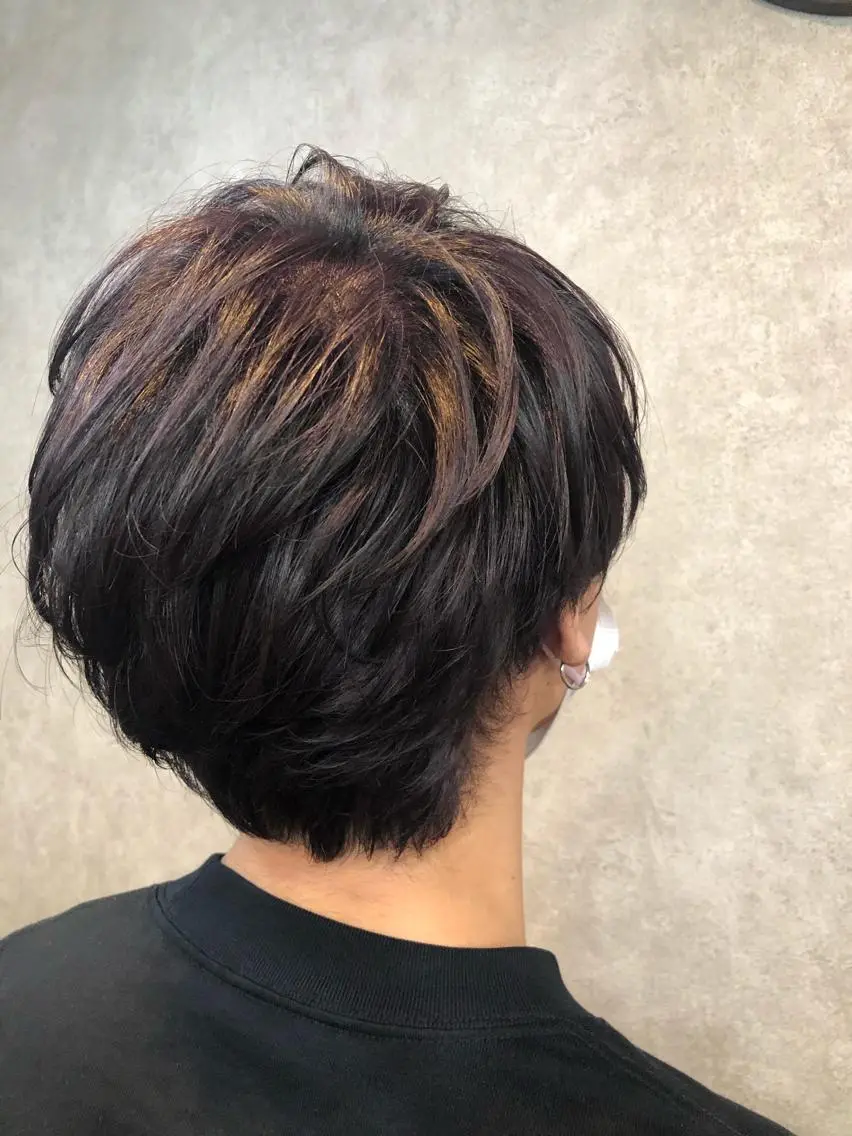 ショート カラー メンズ ラベンダーカラー ピンクカラー ピンクラベンダー 山本 琴乃🦭のヘアスタイル