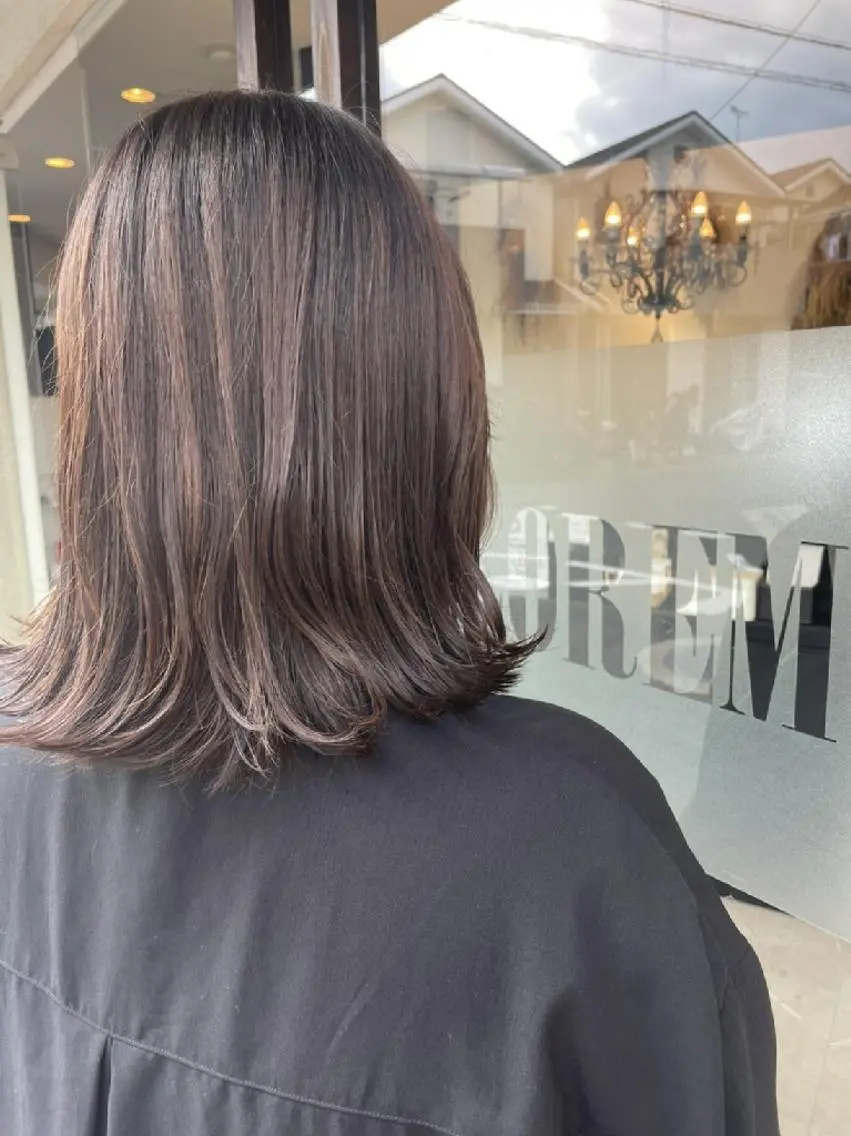 カラー ミディアム LOREM   rei  のヘアスタイル