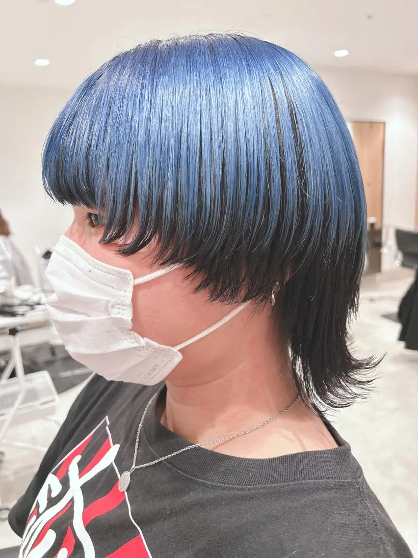 ショート カラー デザインカラー ウルフカット カット ヘアカラー トリートメント スキバサミを使わない カット🌼唯🌼のヘアスタイル