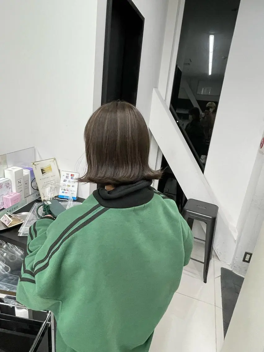 ミディアム カラー ハイライトカラー ハイライト ⭐️無料！カット モデル募集⭐️夕貴のヘアスタイル