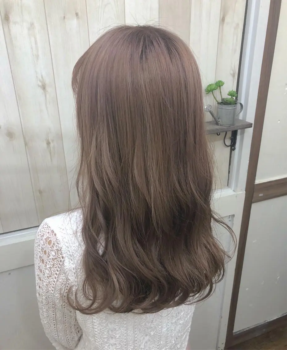 ロング Loob.TOKYO MIYA🌈のヘアスタイル