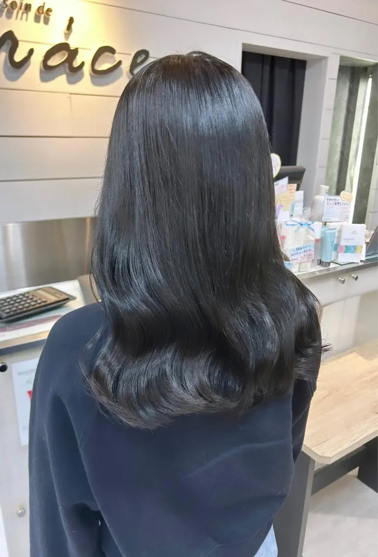 セミロング カット ヘアカラー レイヤー/艶髪カラー 森本くるみのヘアスタイル