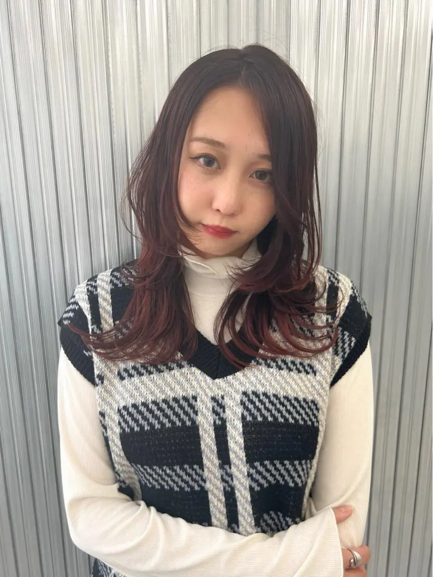 セミロング ウルフカット カット ヘアカラー トリートメント 小倉 浩士のヘアスタイル