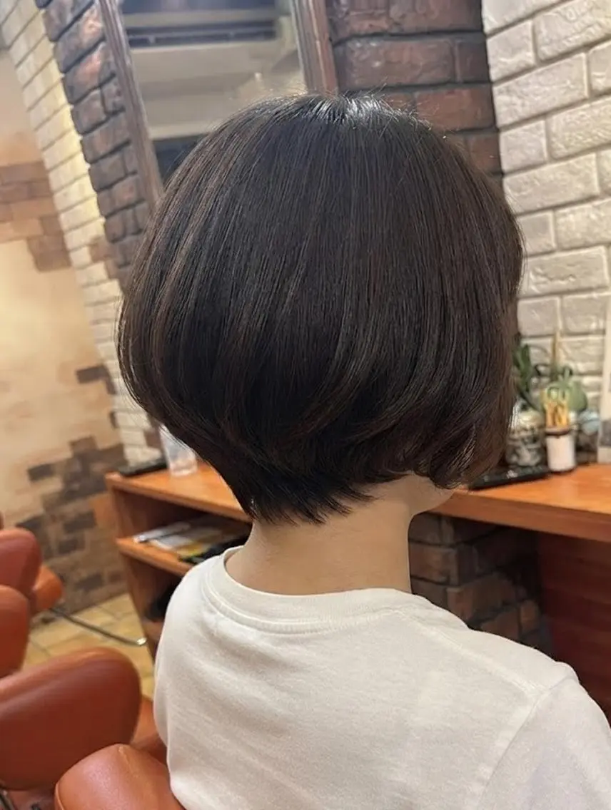 ショート カラー 黒髪 ボブ くびれヘア カット トリートメント ヘッドスパ flencia 丸 和博｜カットのヘアスタイル