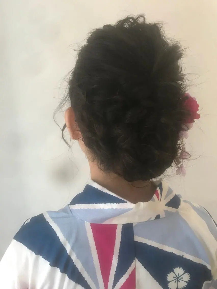 ミディアム ヘアアレンジ sakura .のマツエク・マツパデザイン