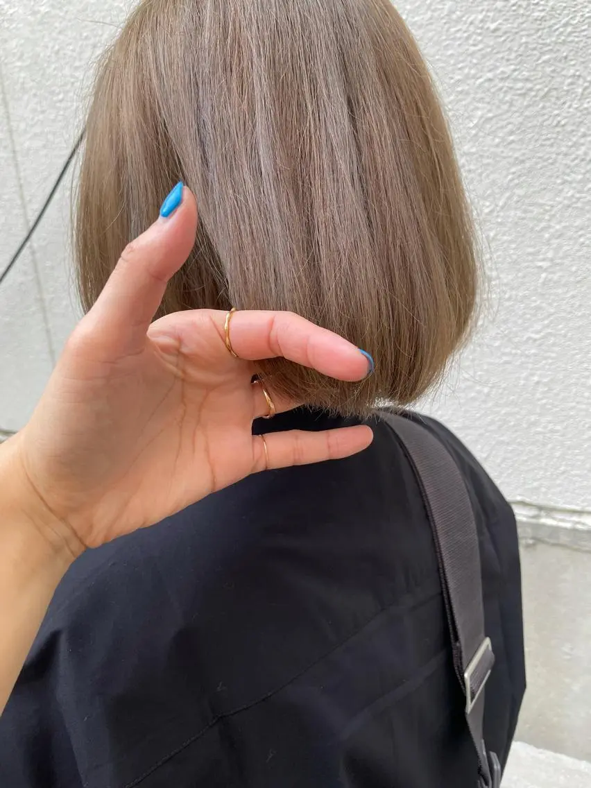 ミディアム カット ヘアカラー トリートメント ayane⭐️ボブ・ ショート・パーマのヘアスタイル