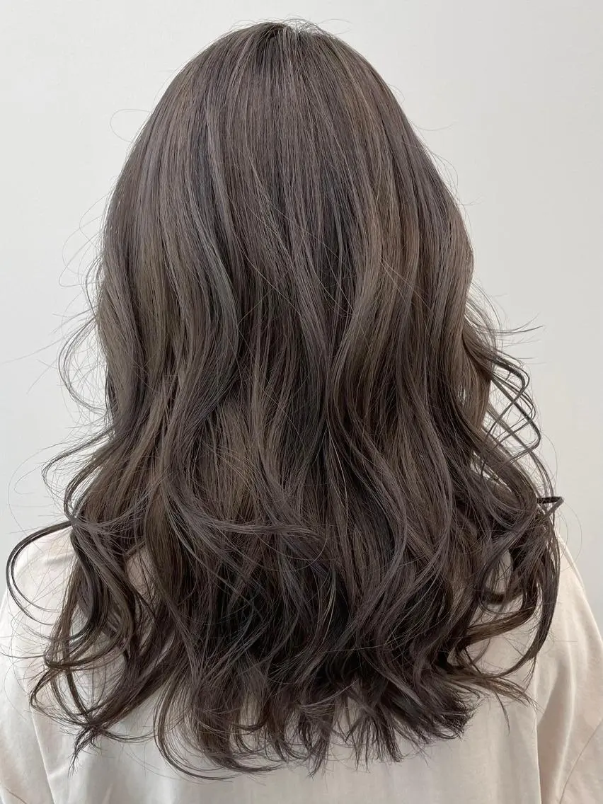 ヘアアレンジ カラー ロング アディクシーカラー アッシュ ブルーカラー ダークアッシュ グレージュ 【公式】amble luxe 中野のヘアスタイル