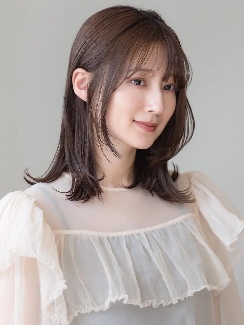 ミディアム カット utari Yuraのヘアスタイル