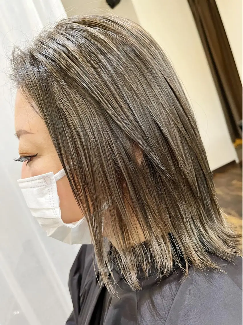 ミディアム Tsuyoki .のヘアスタイル