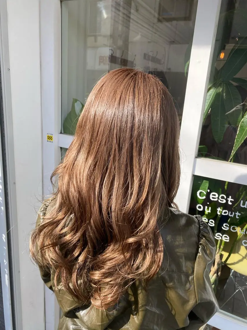 ミディアム カラー ベージュカラー わかばやし ゆうこのヘアスタイル