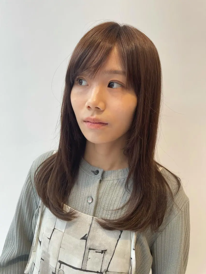 セミロング 似合わせカット 迫留由弥のヘアスタイル
