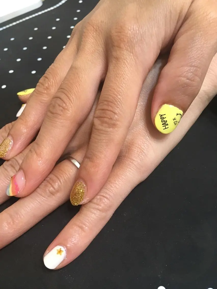 ネイル ハンドネイル フットネイル 🌈KANÅKO 🌈のネイルデザイン