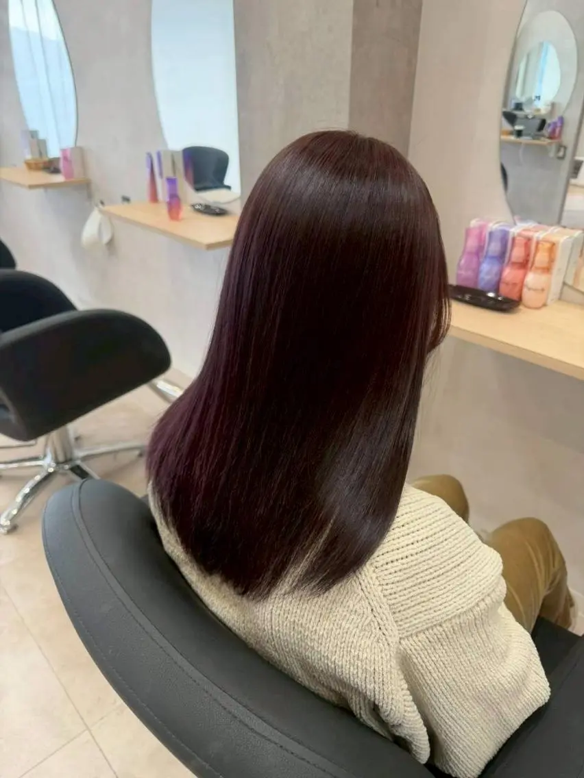ミディアム 山崎 彩稀のヘアスタイル