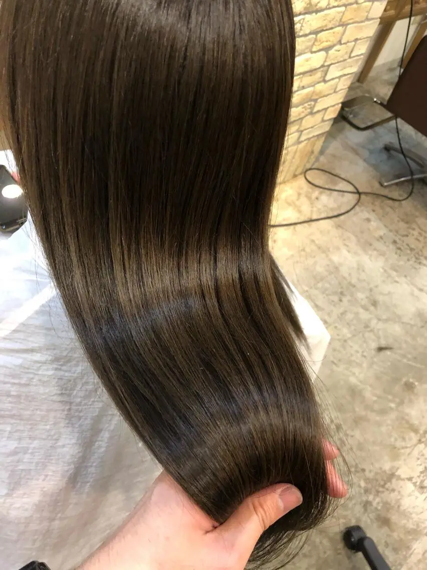 セミロング 髪質改善、縮毛矯正 Core梅田茶屋町店のヘアスタイル