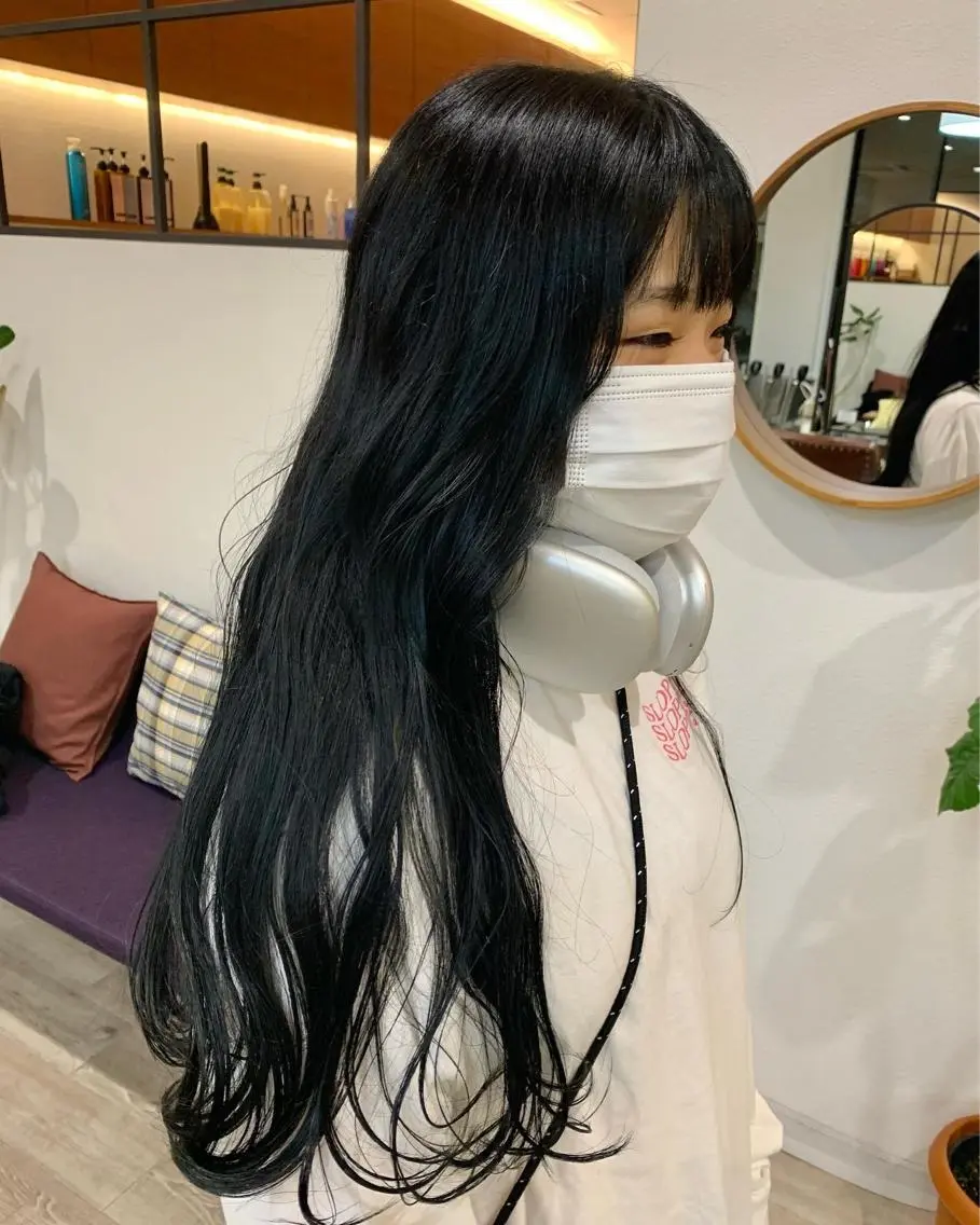 ロング カラー 黒髪 ブルーカラー ブルーブラック 詩織/パーマ /代官山のヘアスタイル